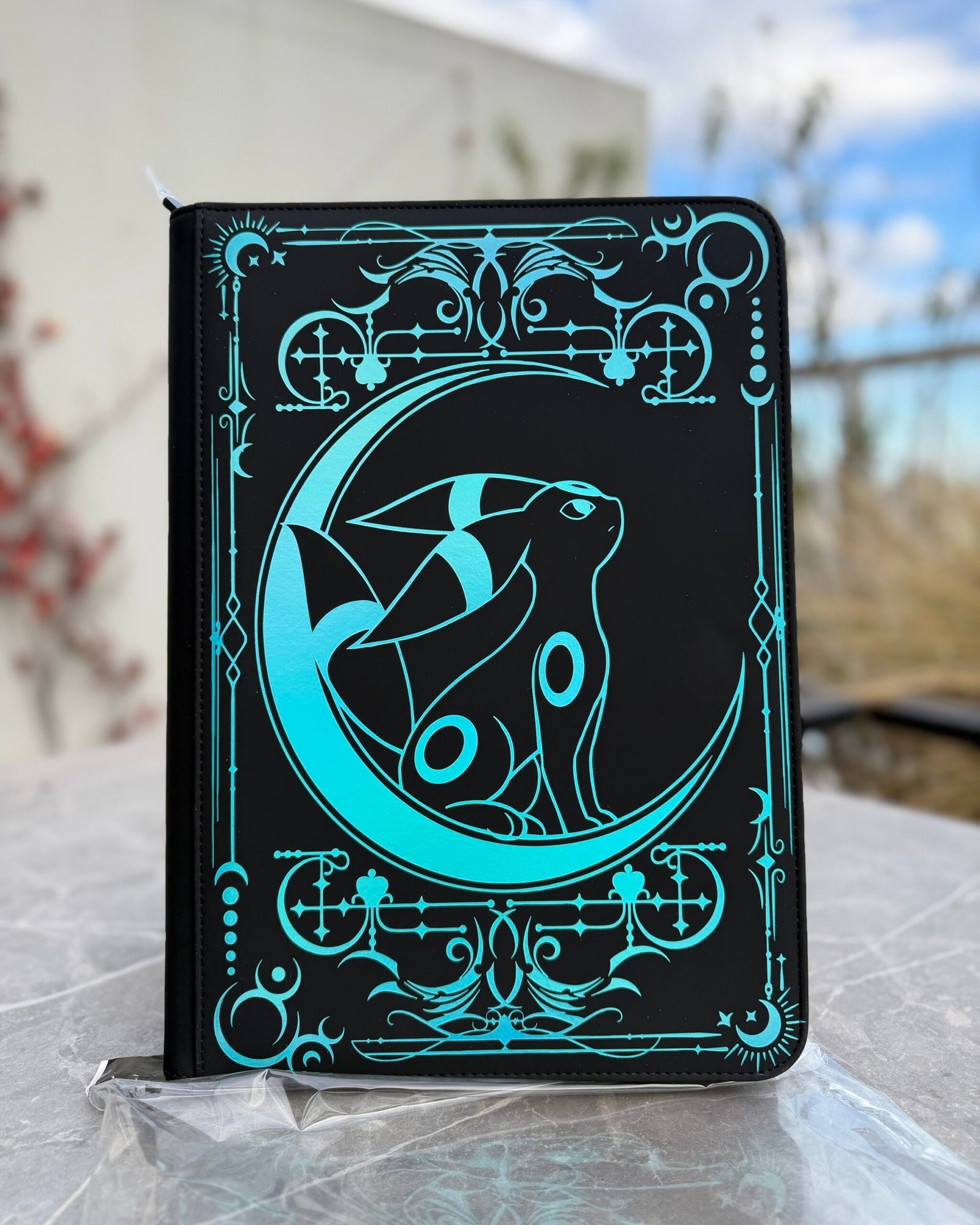 BINDER LUNAR SHADOW SHINY UMBREON SLEEVE CHIEF